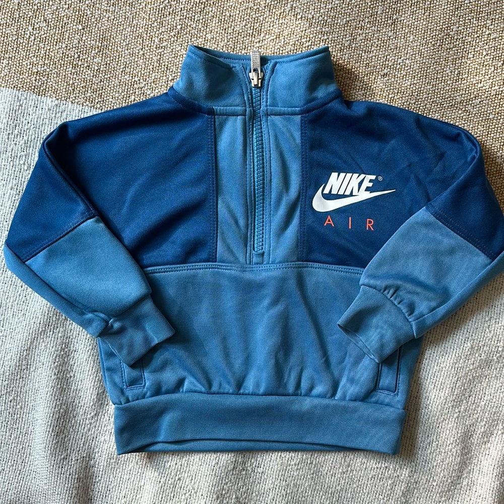<3 Nike Tracksuit 12M Size